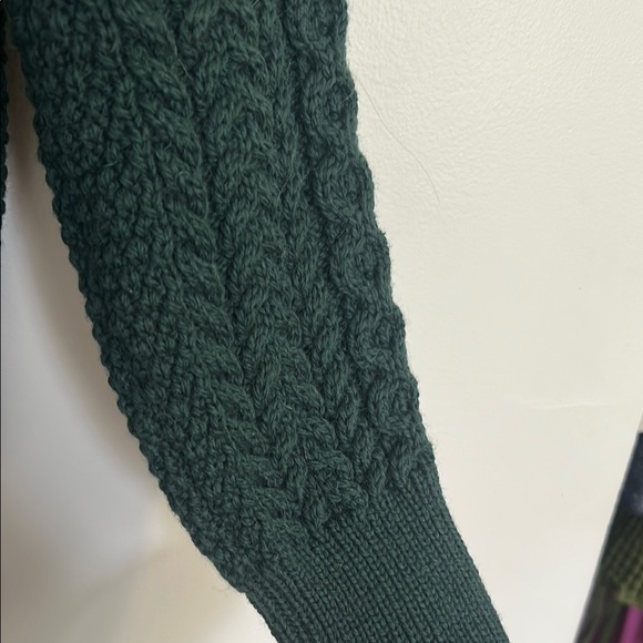 Dark Green Cable Knit Sweater - Picture 5 of 6